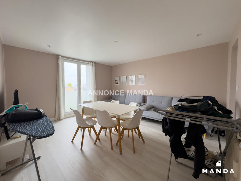 Chambre - 10 m² - 5 pièces