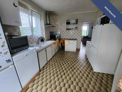 Maison - 121 m² - 6 pièces