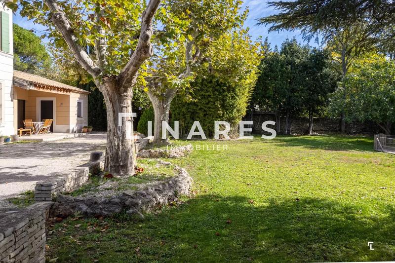 Bastide - 280 m² - 7 pièces