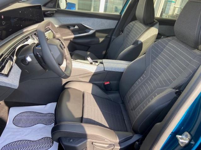 Peugeot 3008 Hybrid 136 e-Dcs6 Allure