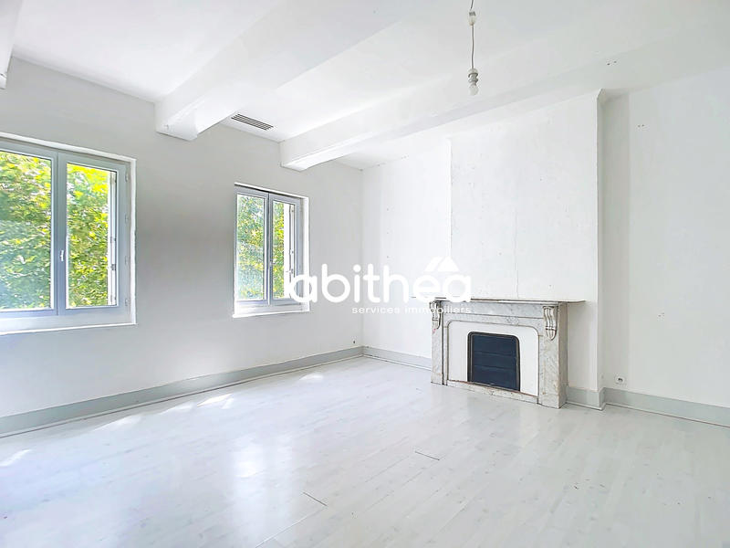 Appartement - 192 m² - 5 pièces