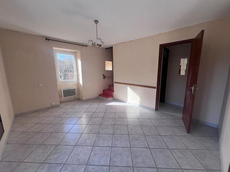 Maison en pierre - 70 m² - 4 pièces