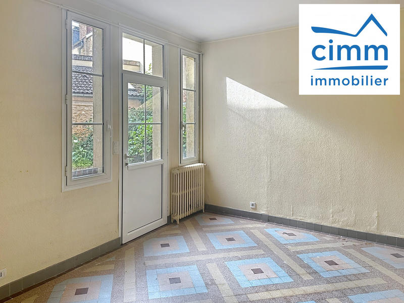 Bureau - 125 m² - 6 pièces