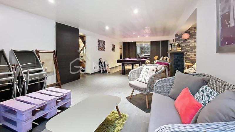 Maison - 137 m² - 6 pièces