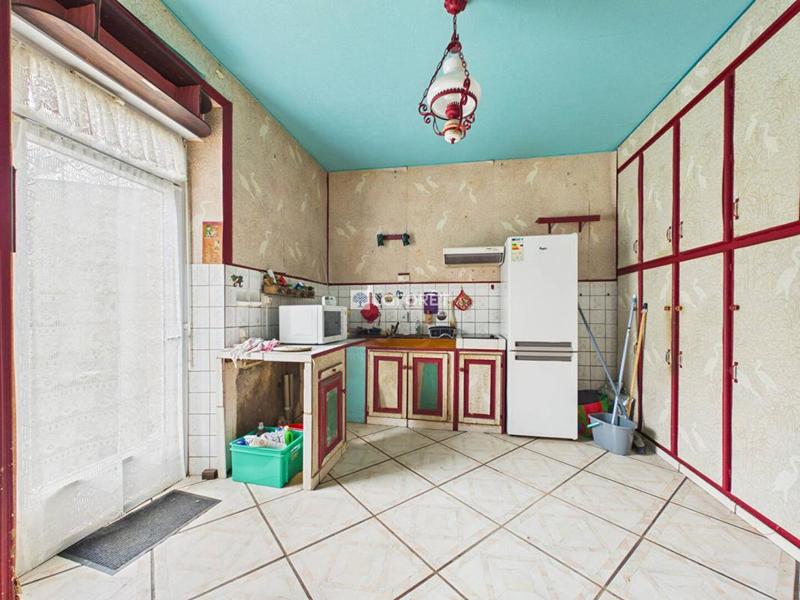 Maison - 208 m² - 10 pièces