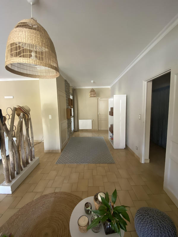 Propriété - 195 m² - 5 pièces