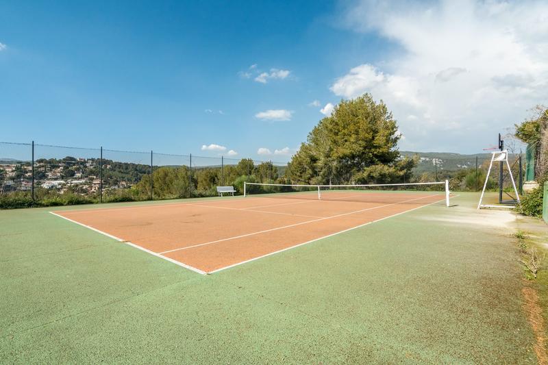 Maison - 157 m² - 6 pièces