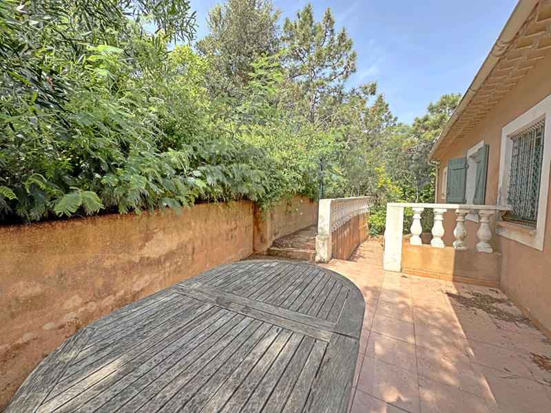 Maison - 230 m² - 10 pièces