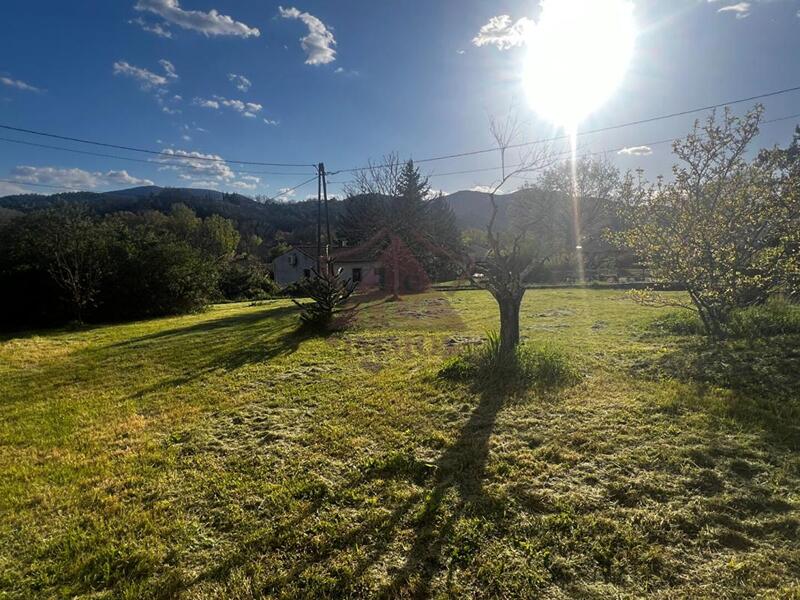 Maison - 189 m² - 8 pièces