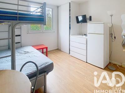 Studio - 15 m² - 1 pièce