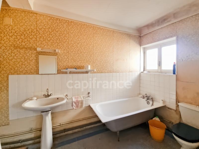 Propriété - 110 m² - 5 pièces