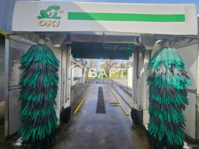 Local commercial - 135 m² - 10 pièces