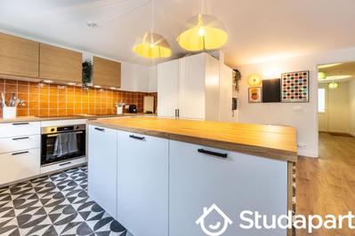 Chambre - 14 m² - 1 pièce