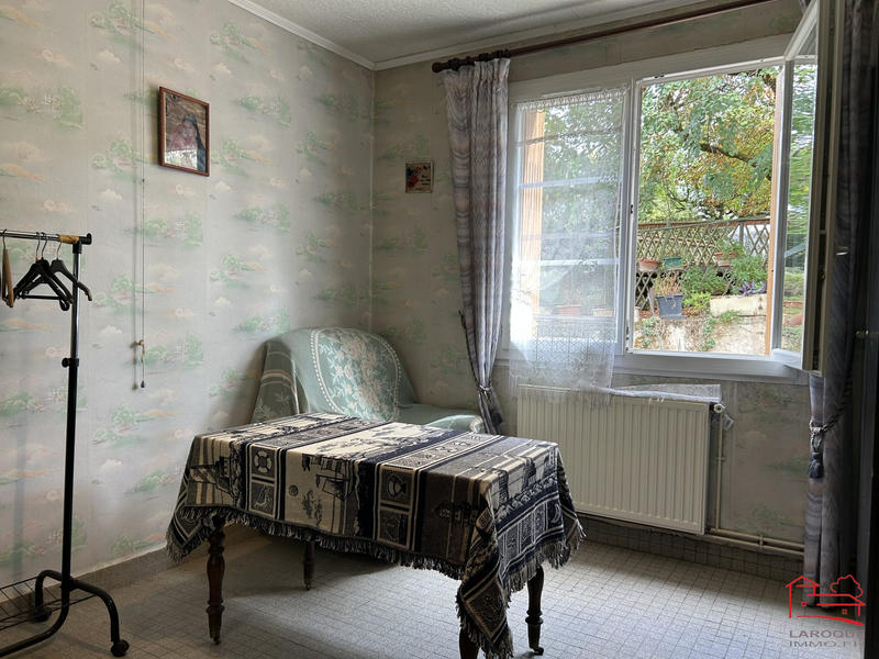 Maison ancienne - 186 m² - 8 pièces