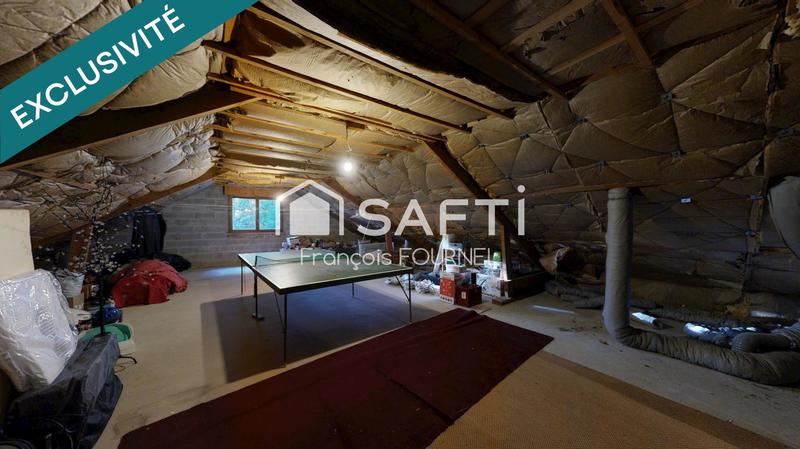 Maison - 196 m² - 7 pièces