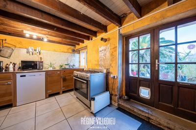 Maison - 90 m² - 3 pièces