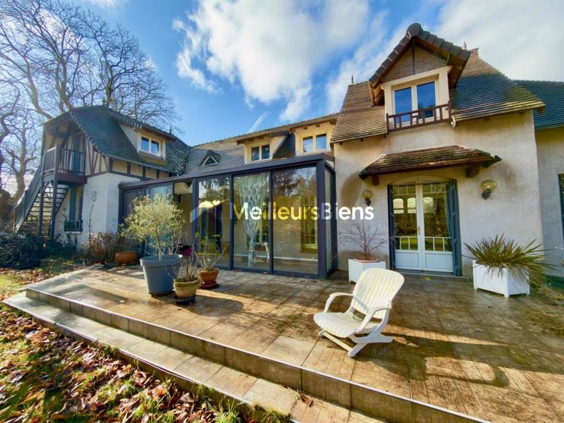 Maison - 173 m² - 7 pièces