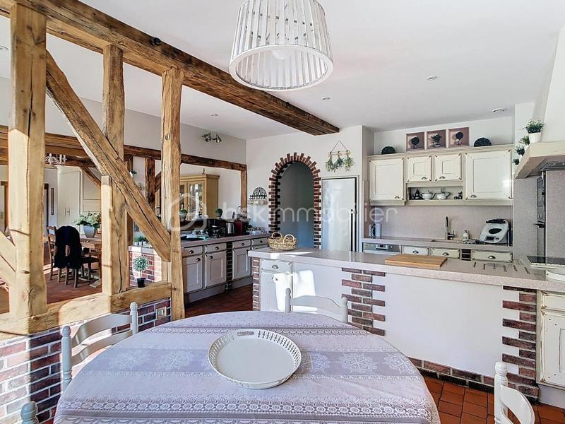 Maison - 194 m² - 7 pièces