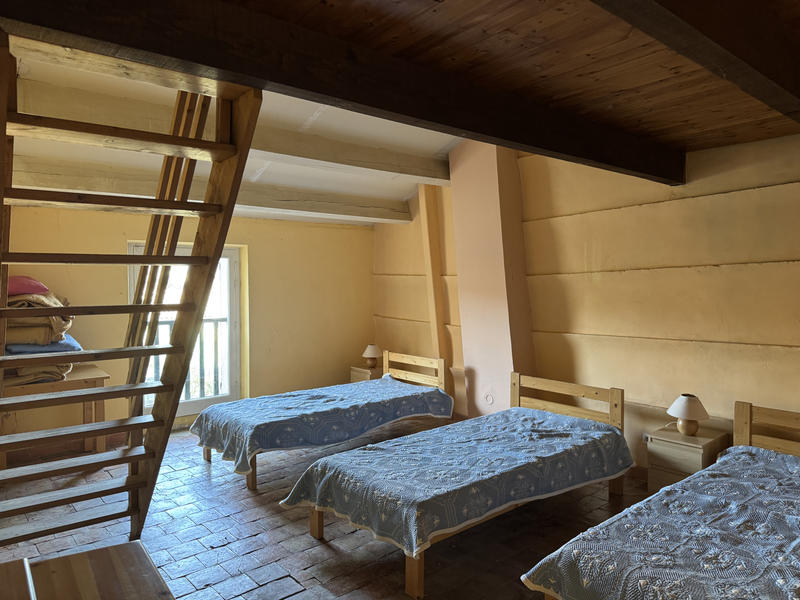 Maison de village - 250 m² - 6 pièces