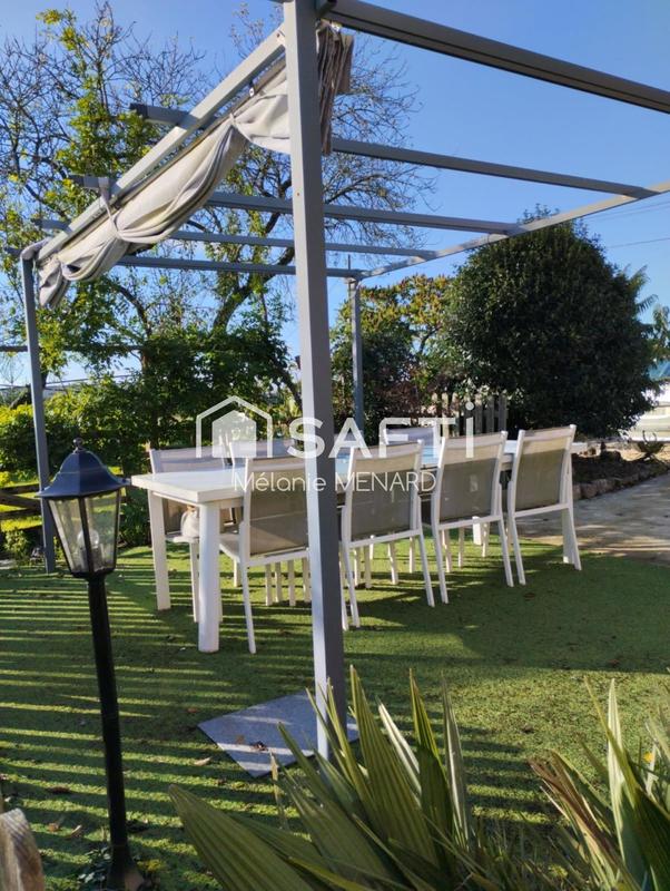 Maison - 186 m² - 7 pièces