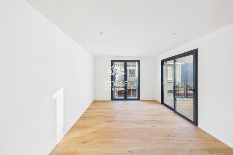 Appartement - 85 m² - 3 pièces