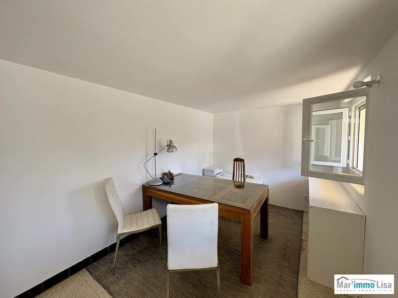 Maison traditionnelle - 115 m² - 5 pièces