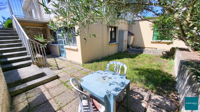 Maison - 366 m² - 20 pièces