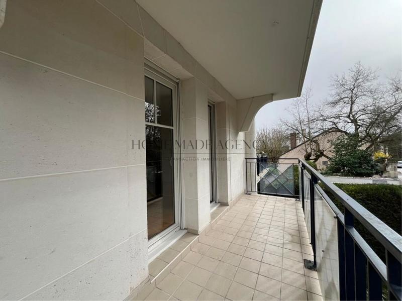 Appartement - 84 m² - 3 pièces