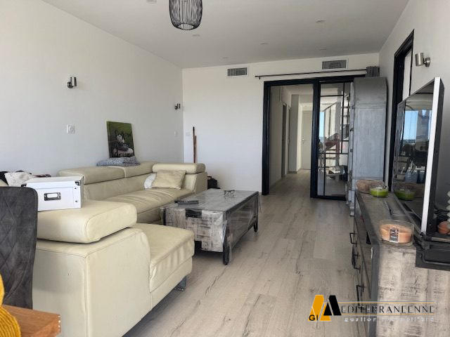 Appartement - 102 m² - 5 pièces