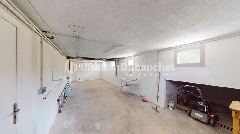 Maison - 95 m² - 5 pièces