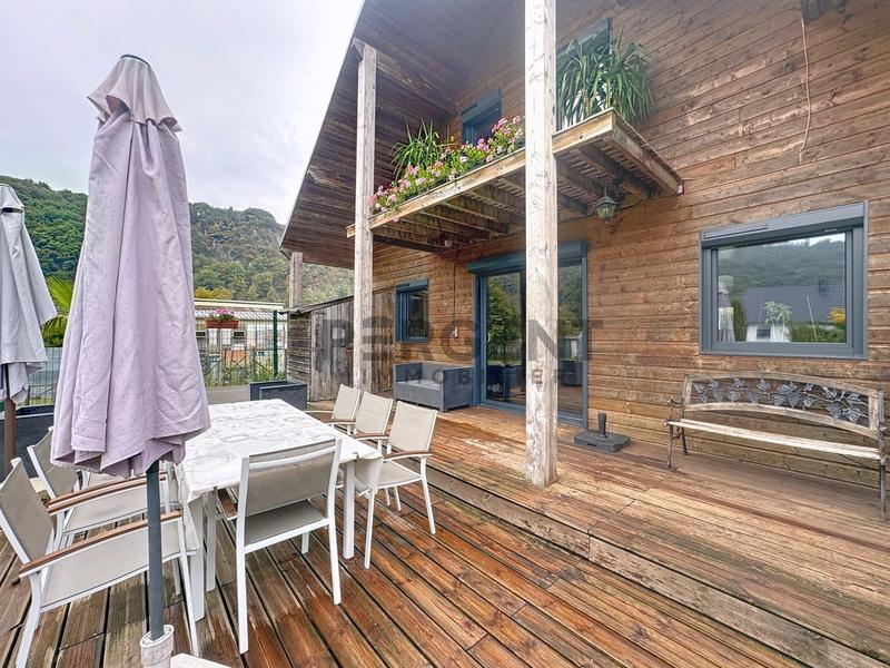 Châlet - 105 m² - 6 pièces