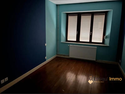 Maison - 234 m² - 4 pièces