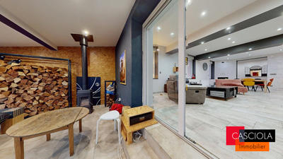 Maison ancienne - 212 m² - 7 pièces