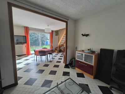 Maison - 77 m² - 5 pièces