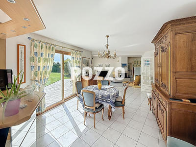 Maison - 159 m² - 7 pièces