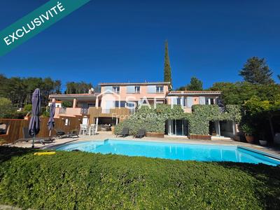 Maison - 185 m² - 6 pièces