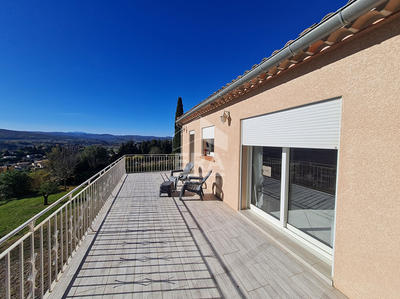 Maison - 120 m² - 4 pièces