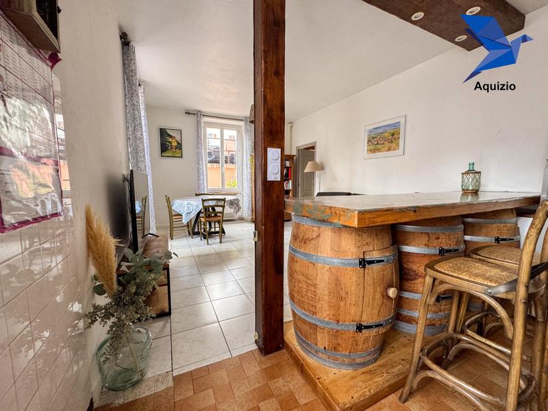 Appartement - 82 m² - 3 pièces