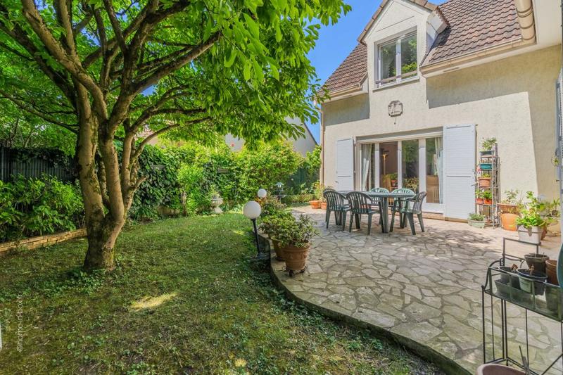 Maison - 169 m² - 6 pièces