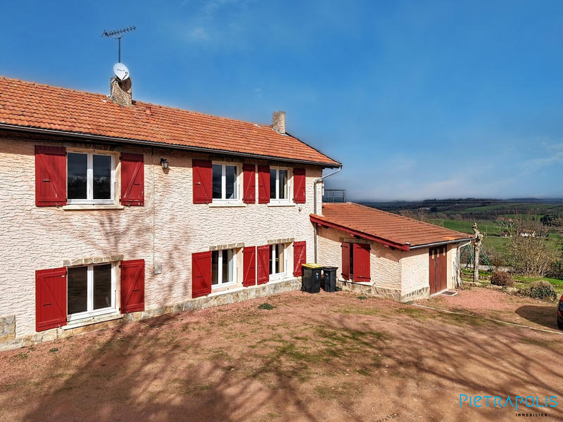Maison - 131 m² - 4 pièces