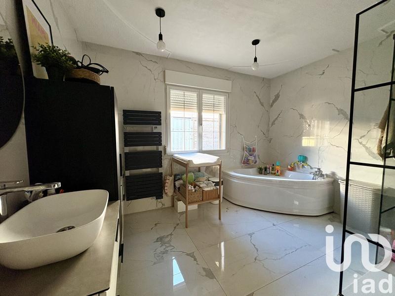 Maison - 145 m² - 6 pièces