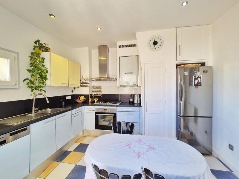 Appartement bourgeois - 150 m² - 6 pièces