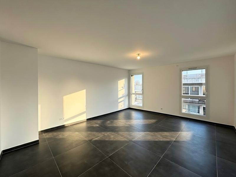 Appartement - 95 m² - 4 pièces