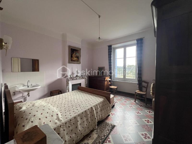 Maison - 136 m² - 7 pièces