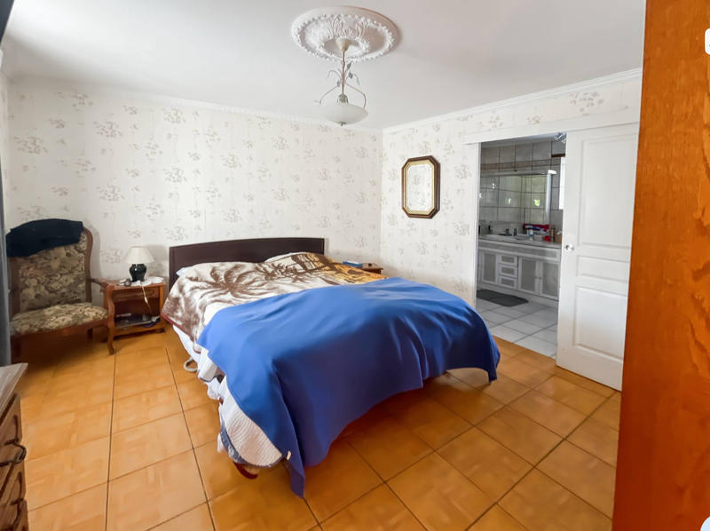 Maison de village - 212 m² - 6 pièces