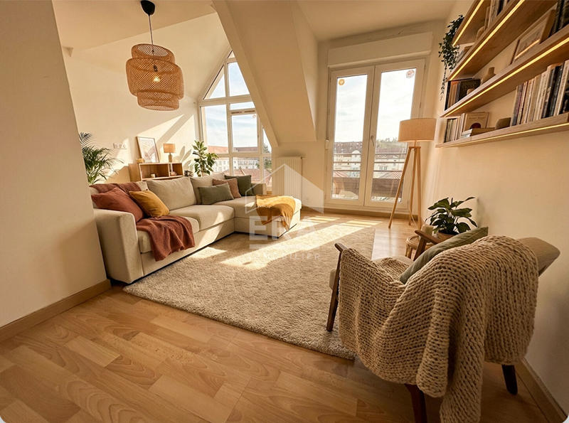 Appartement - 90 m² - 4 pièces