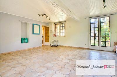 Maison - 98 m² - 4 pièces