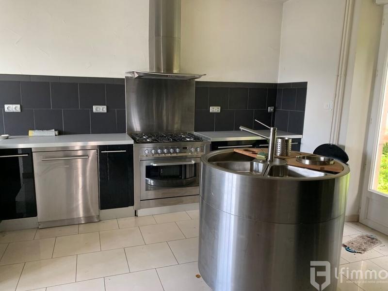 Maison - 110 m² - 5 pièces