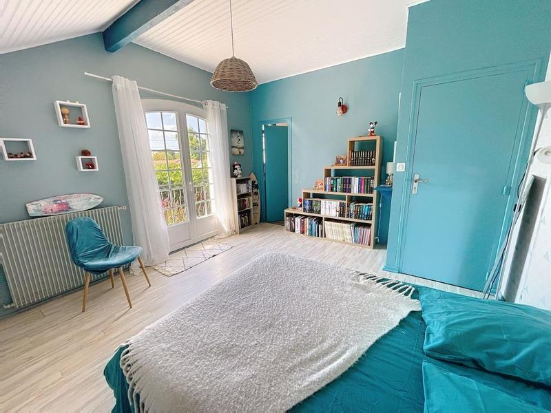 Maison - 193 m² - 8 pièces