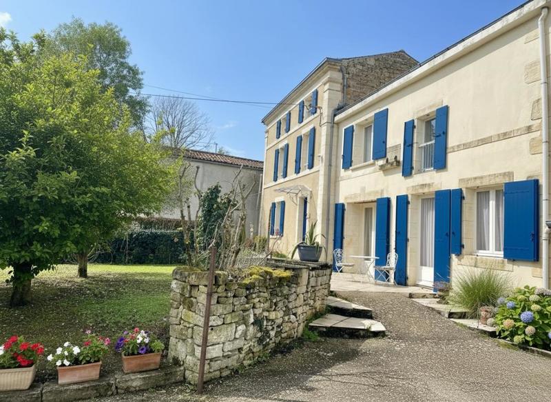 Maison - 190 m² - 6 pièces